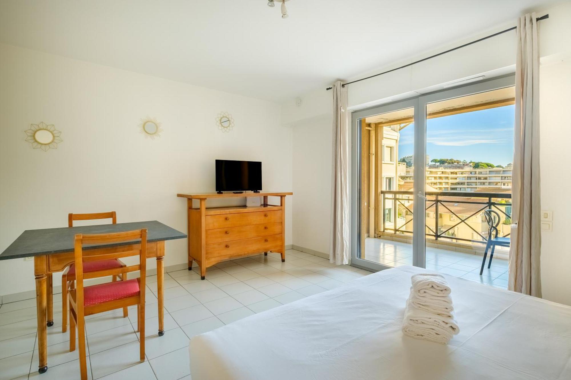 Residhotel Villa Maupassant Cannes Exterior foto