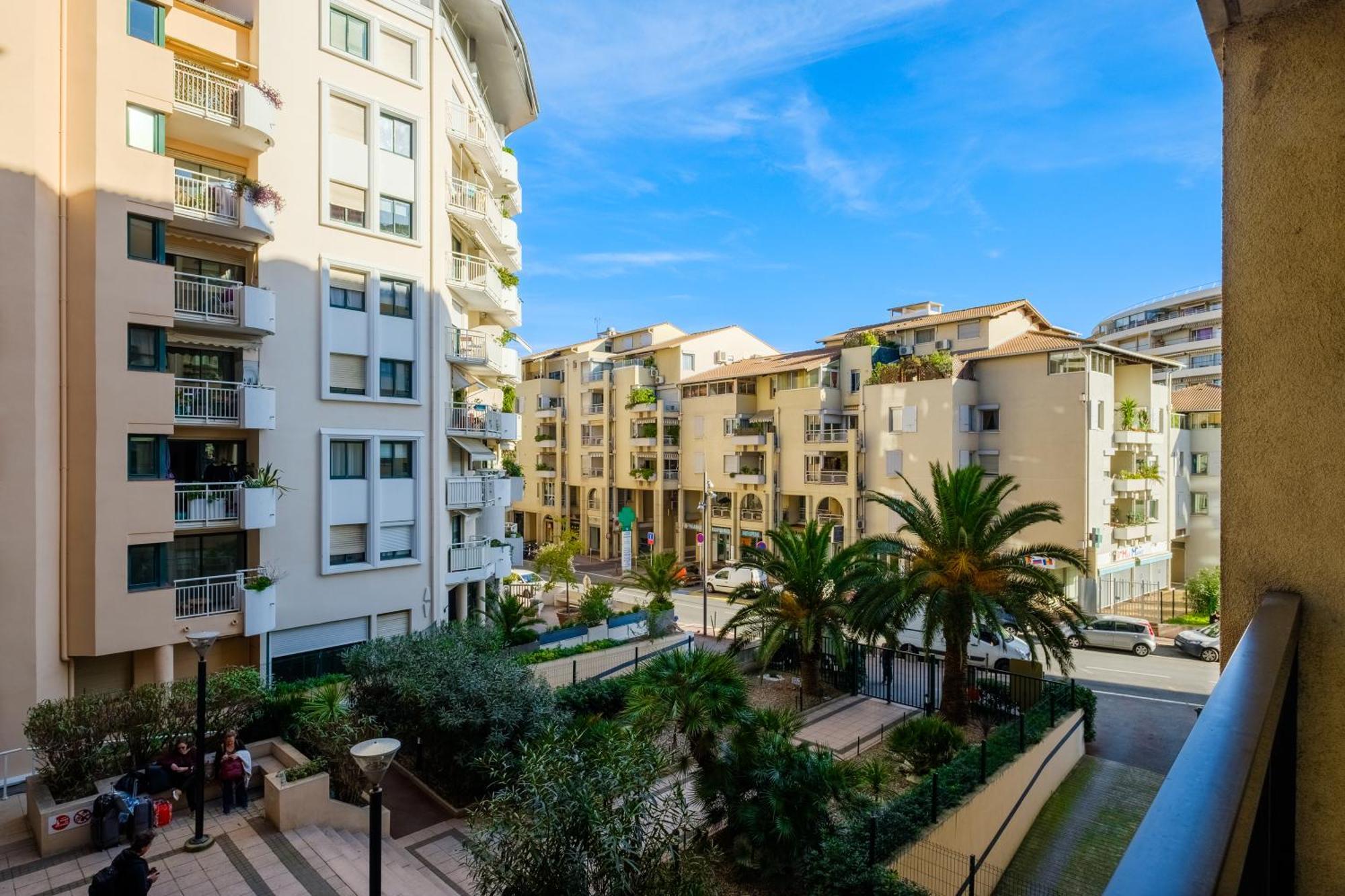 Residhotel Villa Maupassant Cannes Exterior foto